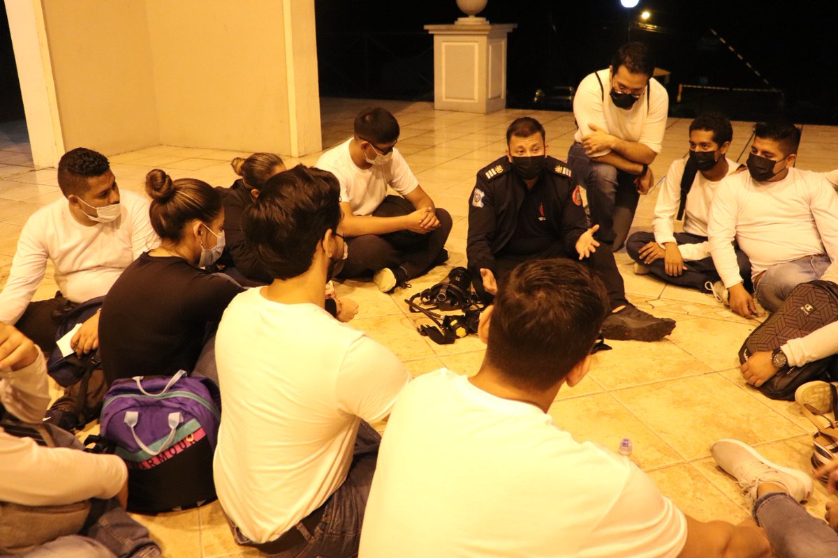 Bomberos Guayaquil tweet media