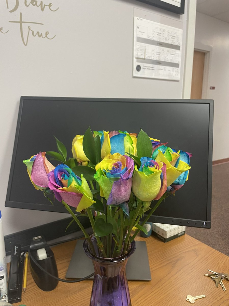 TeridPompey (@tdpomp) on Twitter photo Thankful to my wonderful 7th grade team for these beautiful flowers. I am proud to serve as your Assistant Principal. Thank you for being an extension of my family #CCMMS #Ourden <a href="/CCMMSRedwolves/">Centennial Campus Center for Innovation Magnet MS</a> Thankful to my wonderful 7th grade team for these beautiful flowers. I am proud to serve as your Assistant Principal. Thank you for being an extension of my family #CCMMS #Ourden <a href="/CCMMSRedwolves/">Centennial Campus Center for Innovation Magnet MS</a>