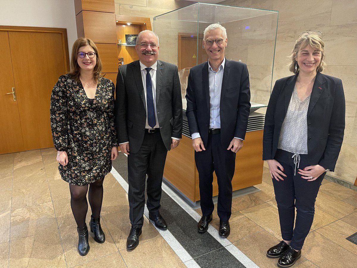 Des échanges fructueux ce matin avec @FredericDanel, <a href="/SeverineDelong/">Delong Severine</a> et <a href="/DorianeBecue/">Doriane Bécue</a> autour du partenariat entre le <a href="/departement59/">Département du Nord</a> et @poleemploi_HDF. Nous avons une ambition commune : le retour à l’#emploi des allocataires du #RSA !