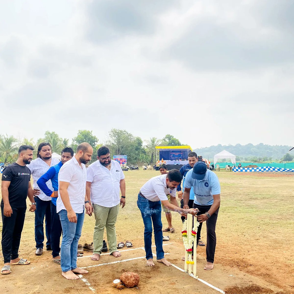 Joshua_De_Souza's tweet image. Inaugurated the #MapusaMunicipal #InterWard Heavy Ball Over Arm #CricketTournament2022 by #BodgeshwarCricketClub. It was an honour to be invited as the #ChiefGuest for this #Tournament. Wishing All the Teams the very best.
