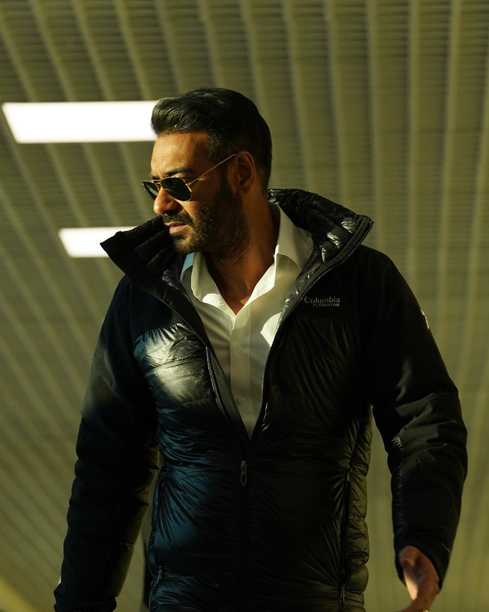 ajaydevgn's tweet photo. All set to drop trailer 2 in style 😎

#Runway34Trailer2OnApril11 https://t.co/ixxYnHzKsk