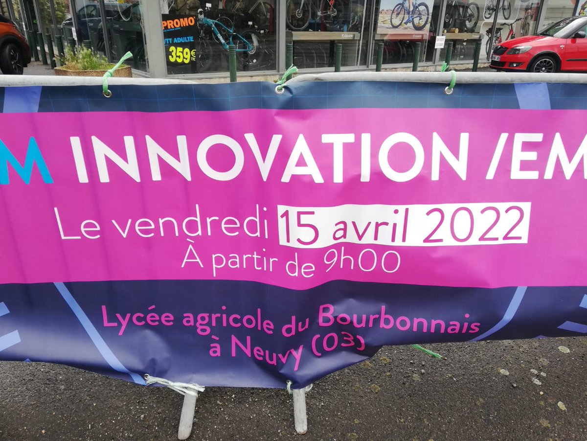 🚨J-8 🚨 : Les banderoles sont apposées aux entrées de Moulins ! Nous n'attendons plus que vous !!
