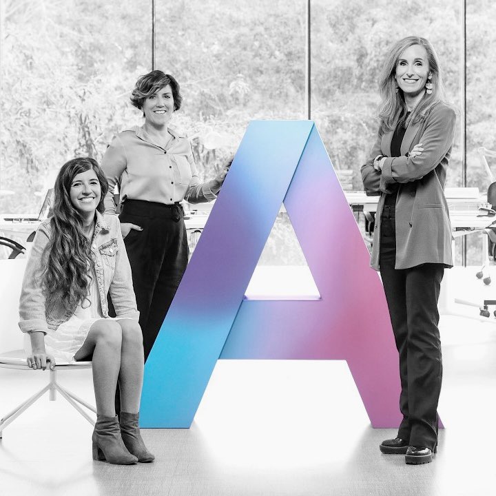 davidmilletbas's tweet photo. Propera sessió virtual de @barcelonactiva Parlem de finances: Xarxes de dones inversores per a projectes empresarials. Amb la participació de @WeRock_Capital i @WA4STEAM   Dimarts 26 Abril. De 10h a 12:30h. Inscripcions aqui: https://t.co/RQstpDZZui https://t.co/5XUCJ0RlBF