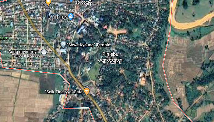IrrawaddyNews's tweet photo. Regime aircraft bombed resistance fighters in Sagaing’s #Pinlebu Township on Friday, resistance group #Kawlin Revolution said. Houses were burnt during the bombing of #urban areas of Pinlebu, whose residents have fled since fresh clashes erupted April 3. #WhatsHappeningInMyanmar https://t.co/Zu46hXr0ZC