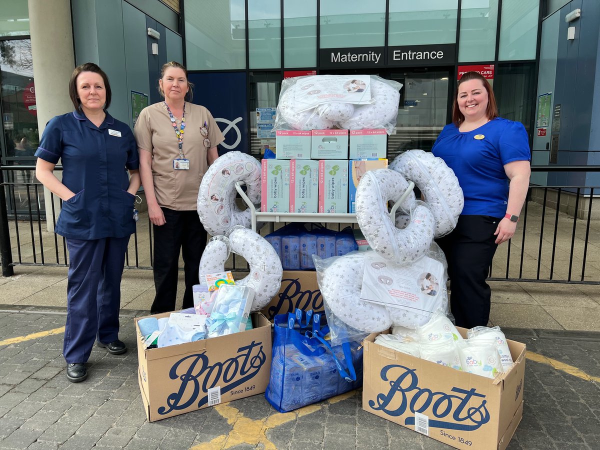 Families needing the care and support of <a href="/NeoUHNM/">Neonatal UHNM</a>  have been given a boost thanks to kind-hearted <a href="/BootsUK/">Boots</a> staff. 

Colleagues from Stafford's Market Square branch saved up the £10 given by the company at Christmas and used the money to buy items for the Unit. 🎁💙

<a href="/UHNM_NHS/">UHNM NHS Trust 🏥</a>