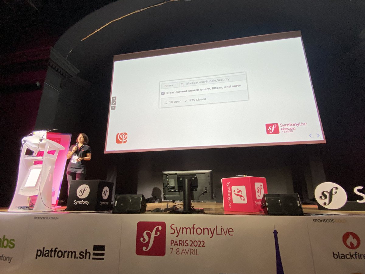 dunglas's tweet image. C’est au tour notre co-gérante @marion_age ! Marion nous présente sa stratégie de gestion des permissions avec Symfony. #SymfonyLive
