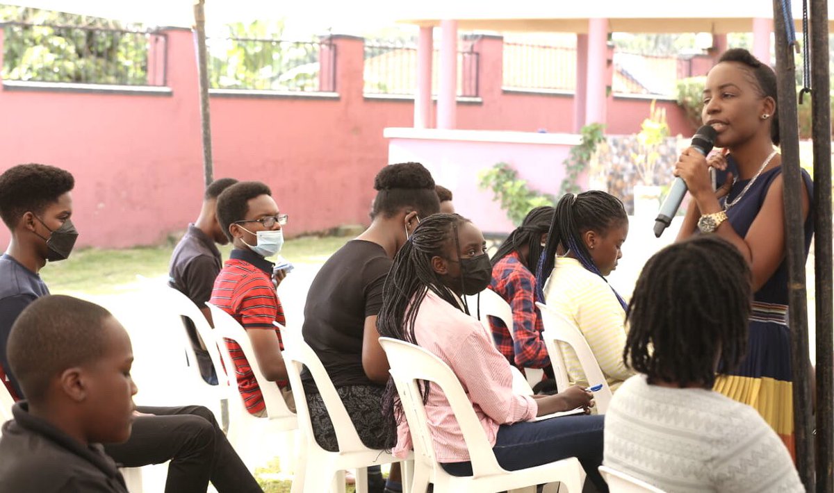 CodinginHeelsug's tweet image. It was an honor to be invited as a Key Note Speaker at the Dabar Schools International first open career day and share my insights on the future of work with the soon graduating students.#CodinginHeels