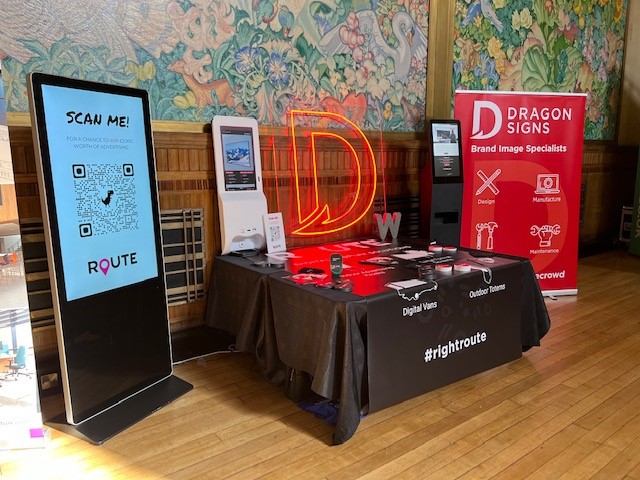 Dragon_Signs's tweet photo. A great end to a busy week of expos at @IntrobizW yesterday, we got a lot of love for our neon-look sign and it was really good to be able to chat face-to-face with visitors and other exhibitors alongside @RouteMediaUK.
#BrandOutFromTheCrowd #Introbiz #Expo #Networking https://t.co/OtjhLw4kN5
