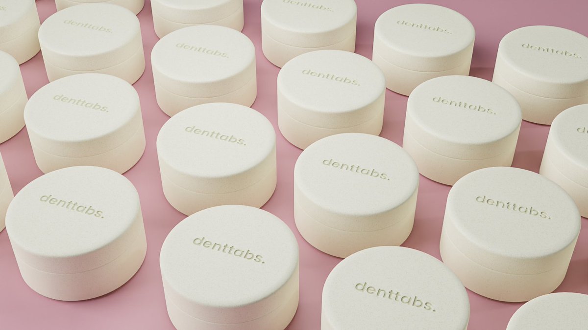 We are excited to announce our new product: the Denttabs travel tin. #Practical, #sustainable and #functional. Now available in our onlinestore.🎉 denttabs.de/products/reise…
