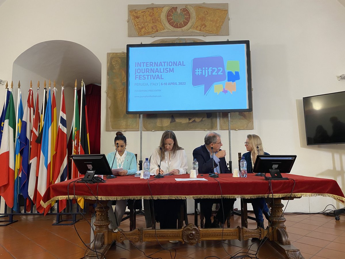 magzinemag's tweet photo. “Moral dilemmas, moral injury and moral support: the psychological toll of journalism and how we can build resilience”.
#AmiraAl-Sharif, #AnthonyFeinstein, @ClothildeR, @SanneTerlingen talk about the importance of supporting freelance journalists 
#IJF22 #journalism https://t.co/1wmhW5M48V