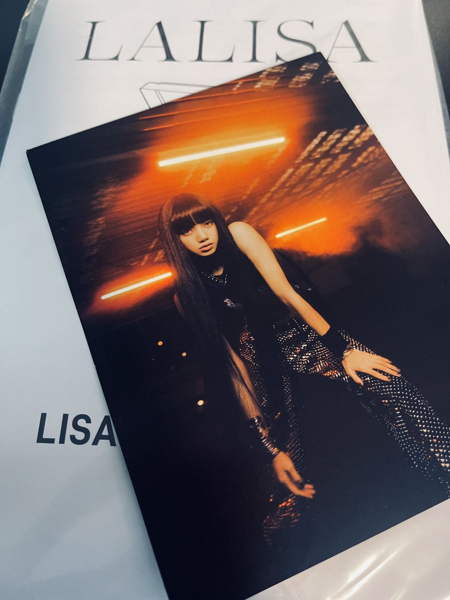 icecoldfire_'s tweet photo. 602 is finally home
#LALISA #LISA #LISARECORDPLAYER @ygofficialblink @BLACKPINK https://t.co/WVE6XINCLB