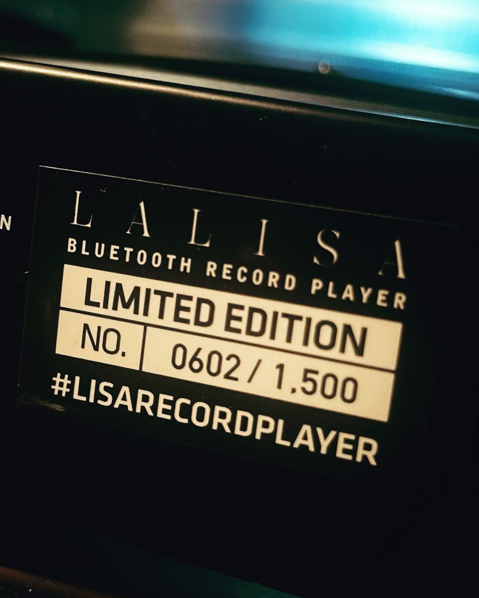 icecoldfire_'s tweet photo. 602 is finally home
#LALISA #LISA #LISARECORDPLAYER @ygofficialblink @BLACKPINK https://t.co/WVE6XINCLB