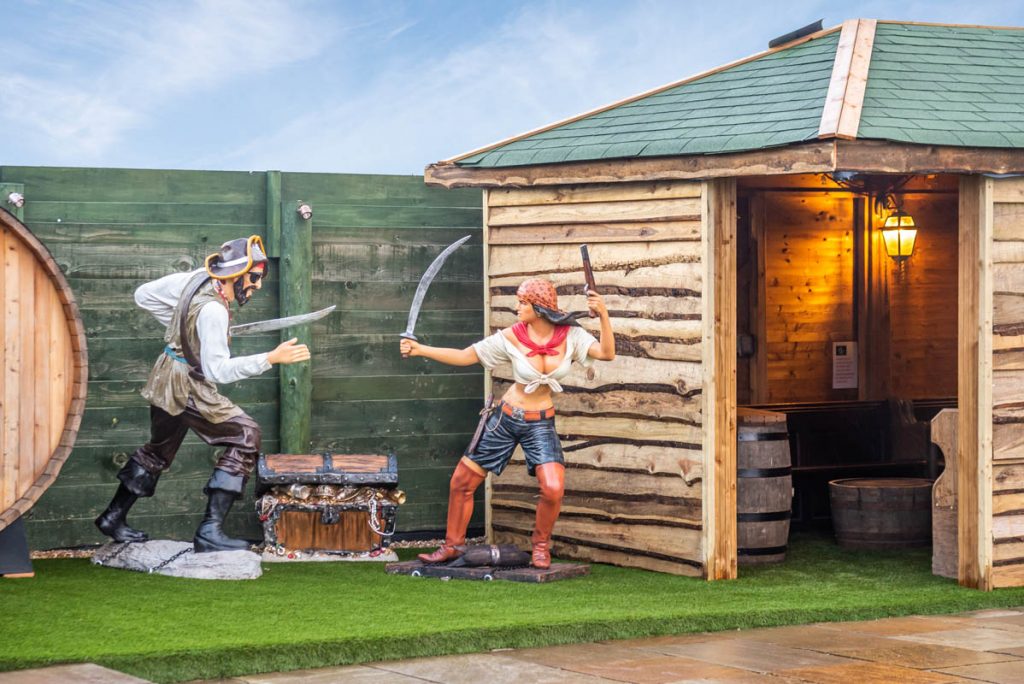 Easter Sunday now available 🐰
Black Pearl Retreat

Sleeps 10-25🏡
Disco Room🥳
Hot Tub + Sauna 🔥
Karaoke🎤

£140 per adult 
£70 per child
Infants Free!

Book Now!
celebrationcottages.co.uk/familycottages…

Email:
Hello@celebrationcottages.co.uk

#EasterHolidays #luxurycottages #lastminutedeal