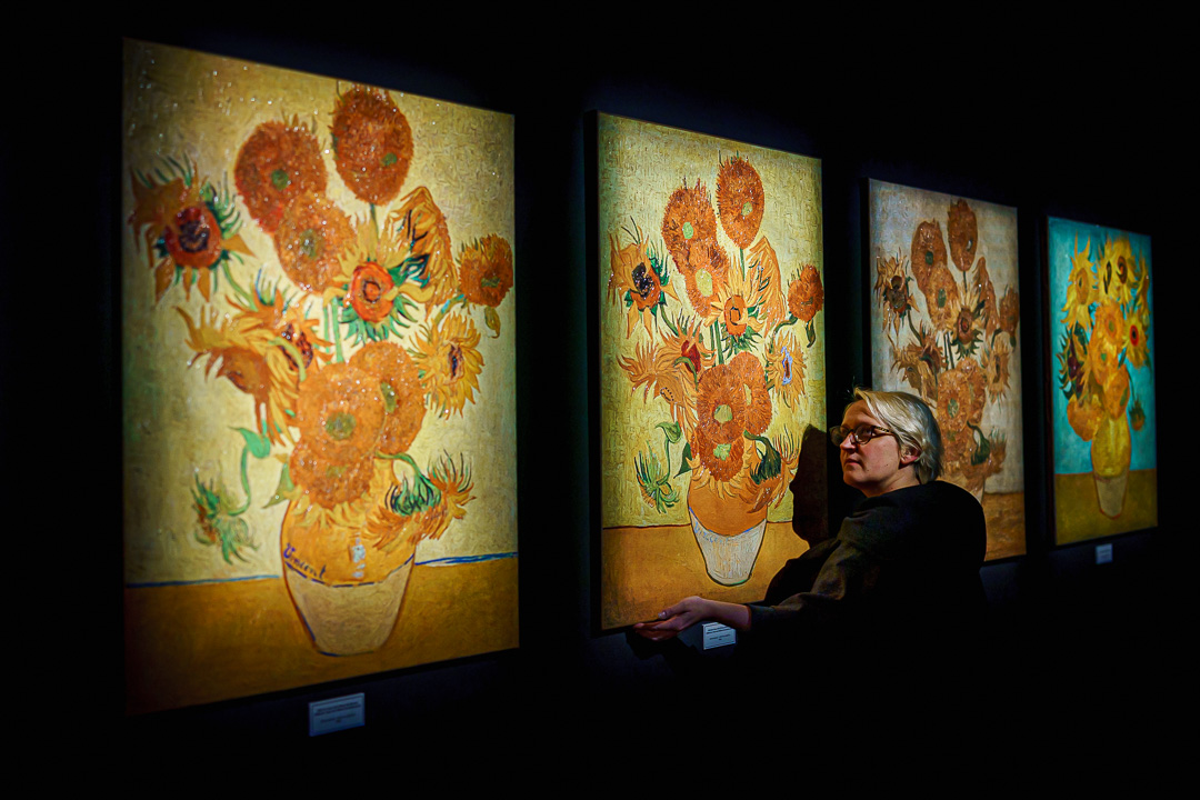BenBirchallUK's tweet photo. As a photographer, this is shooting fish in a barrel with a Gatling gun...

🎨VAN GOGH THE IMMERSIVE EXPERIENCE - BRISTOL🎨

#photographer #vangogh #art #bristol #propyard https://t.co/mpw7OZcVxd