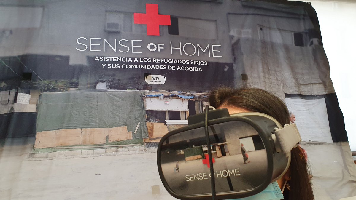 CruzRojaBizkaia's tweet photo. [#SenseOfHome]
La Universidad de @deusto acoge el 11 y 12 de abril un banco de realidad virtual que simula lo que es vivir en un campo de personas #refugiadas.
#NotaDePrensa: https://t.co/IOiAbAClcp. https://t.co/b5vkGtWBM3