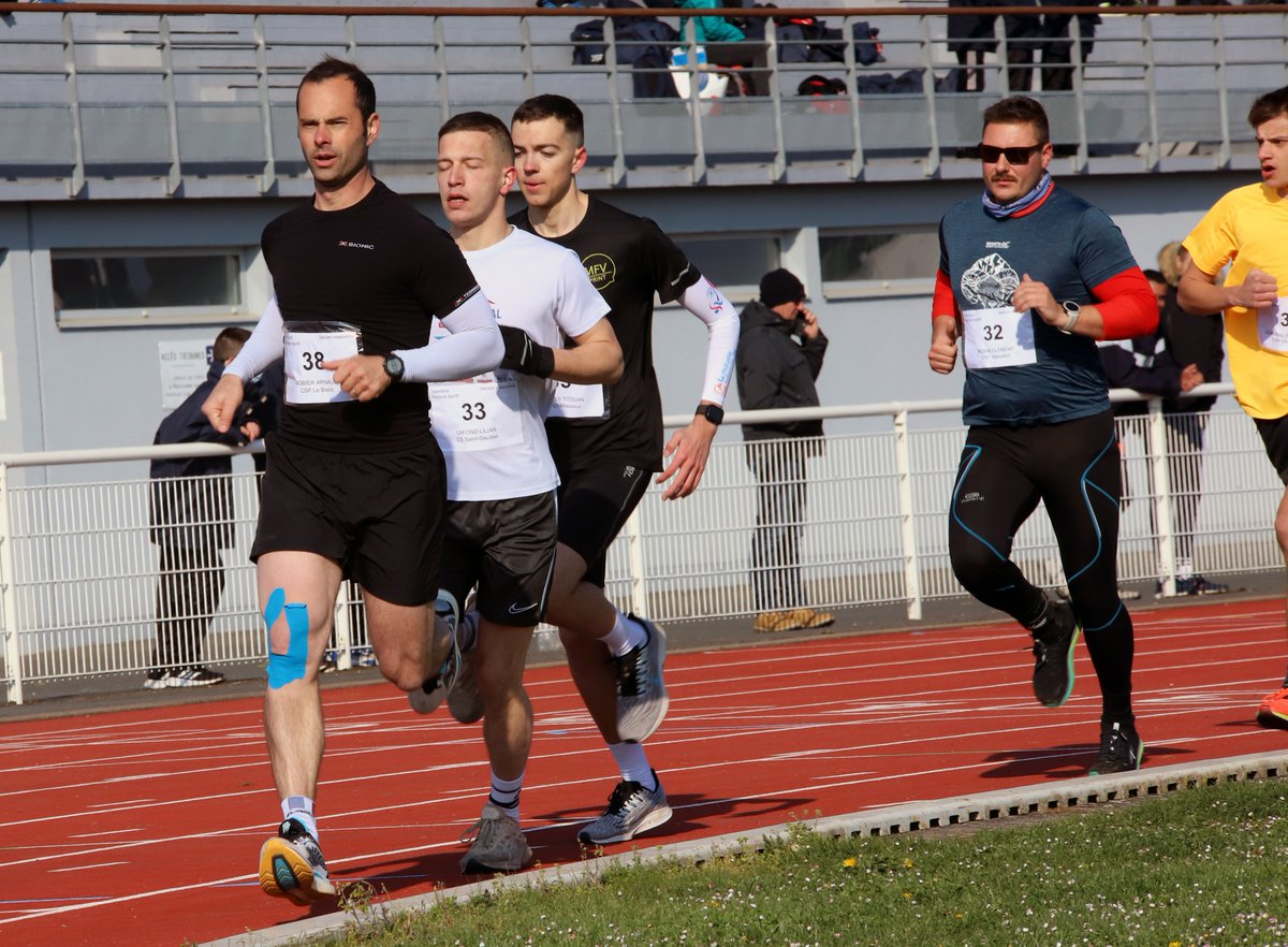 pompiers36's tweet image. #FINAD2022 💪📸 Retour en images sur les épreuves athlétiques et le parcours sportif #PSSP des @pompiers36.
👏 Une cinquantaine d’athlètes sont sélectionnés pour participer à la finale régionale (FINAREG) qui aura lieu à Bourges (18) le 14 mai 2022.
👉 sdis36.org/finad-2022-epr…