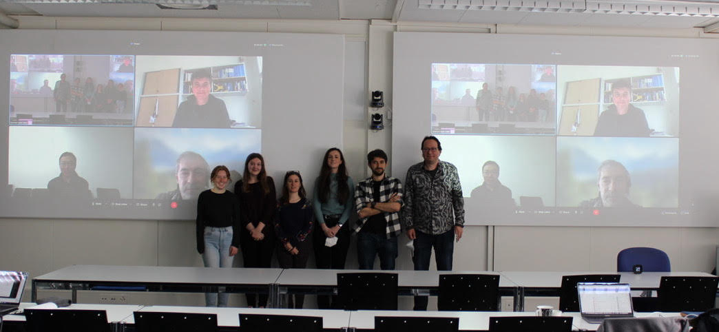 A great week of hybrid in-person/online discussions at <a href="/ISSIBern/">International Space Science Institute (ISSI)</a> on the measurement of flare hard X-ray directivity using stereoscopic observations with <a href="/ESASolarOrbiter/">ESA's Solar Orbiter</a> <a href="/stix_so/">STIX X-ray Telescope</a> and Earth based X-ray instrumentation led by <a href="/NLSJeffrey/">Natasha Jeffrey</a> and Säm Krucker 🛰️🌞🛰️
