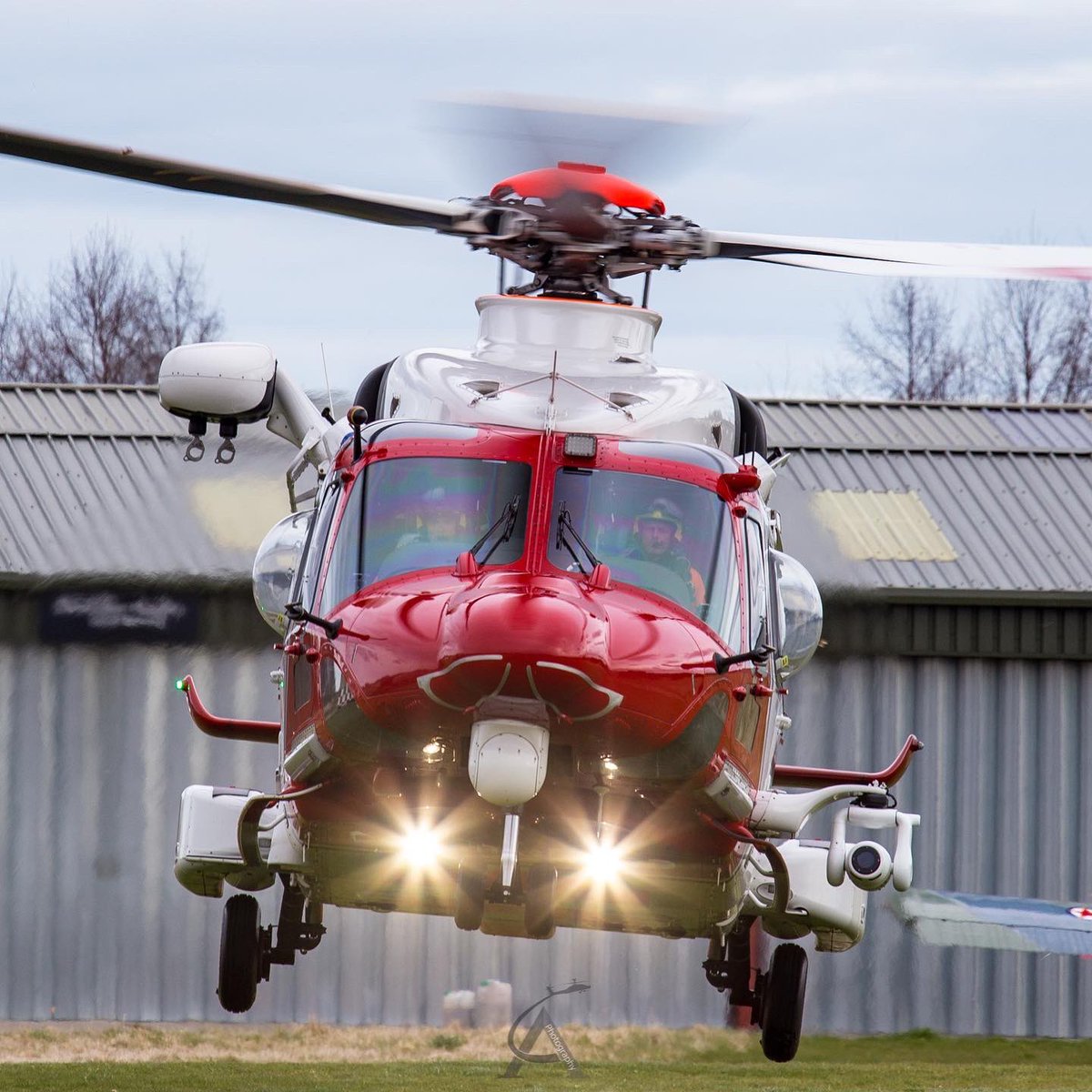 AcpAviation's tweet photo. #AW189 G-MCGR as Coastguard199. Rotors Running Gas &amp; Go @EshottAirfield, whilst on a training sortie in #Northumberland.
#Prestwick)
 
Andy 

#cg199 #eshott #bristowhelicopters #sar #coastguard #rescuehelicopter #uk #hmcg #uksar #searchandrescure #avgeek #heliporn @Leonardo_UK https://t.co/FkMAi88CGZ