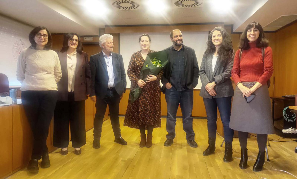 imdeanano's tweet photo. 🎓 Beatriz L. Rodilla, PhD student at @IMDEA_Nano, defended successfully her thesis "Fabrication and characterization of nanostructured electrodes for more efficient low‐invasiveness neural interfaces", supervised by Prof. Lucas Pérez and Dr. Teresa González. Congratulations Dr.! https://t.co/awd0Kpfj4v