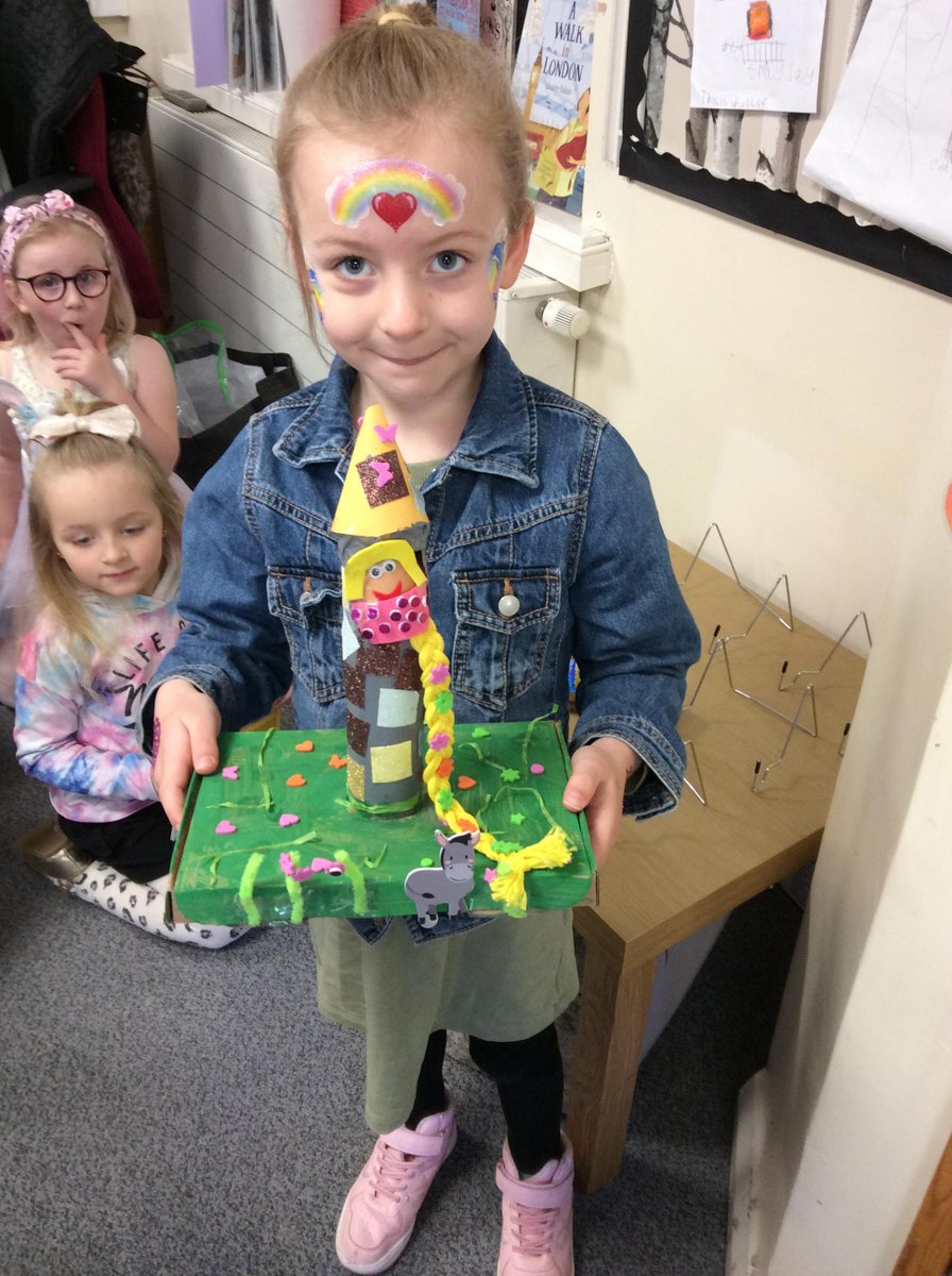 ShelleyFirst's tweet photo. Well done to the children who created the winning designs from Year 1 and 2. We have Rapunzel, Mr Men and Jungle Adventure.
If you like these winning designs, why not leave a comment!
#winningdesign #foss #PrimaryEd https://t.co/klWvPq3qX6