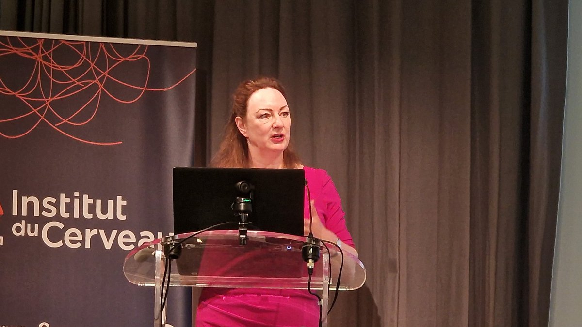 InstitutCerveau's tweet photo. "Women have less time, support and budget for their research and have more time for teaching, more part-time contracts and are more temporary employed", Naomi Ellemers (@UniUtrecht). #GenderBiasWorkshop https://t.co/sPqYTcF2Fv