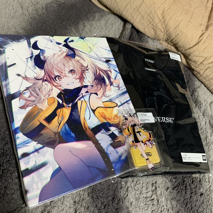 誕生日プレゼント届きました!🎁🤗
#カガセ・ウノ 