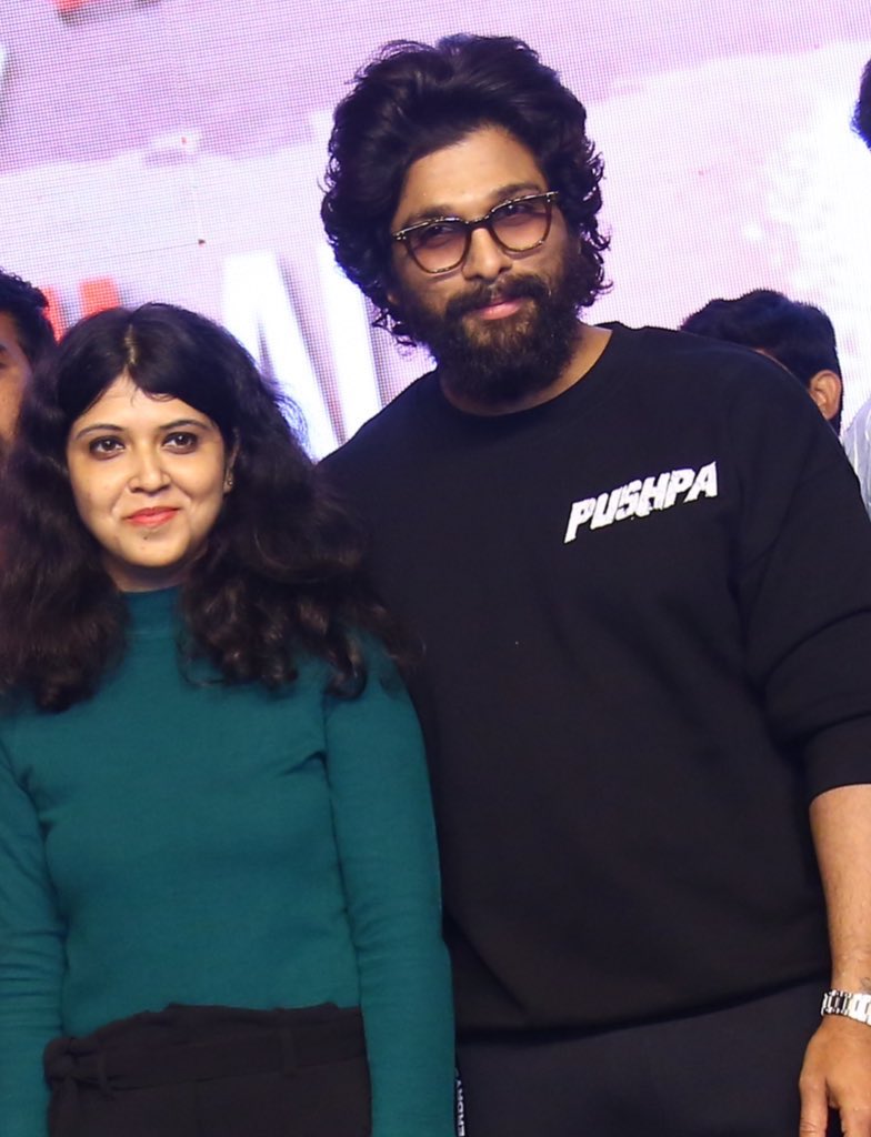 neaajha's tweet photo. Happy birthday, boss @alluarjun. Your dedication and vision inspire me every day 😇

#HappyBirthdayAlluArjun #AlluArjunBirthdayWeek #alluarjun #Pushpa https://t.co/z91IS3NCtn