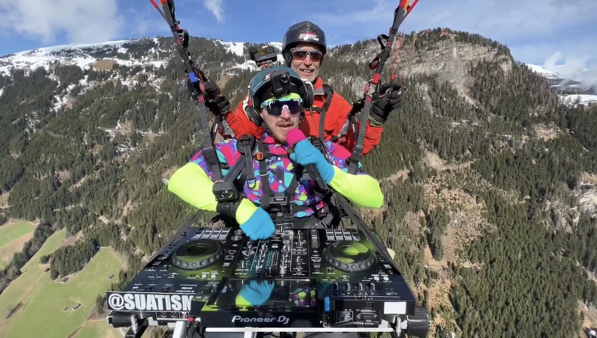 Taking it to the next level!! <a href="/SUATISM/">SUAT</a>  Insane Paragliding DJ Set youtu.be/bYej5GmwnXs