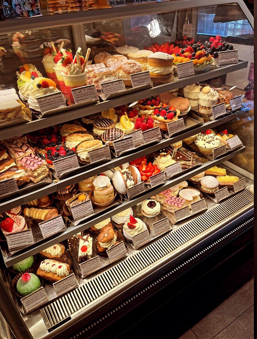 sedgleytruck's tweet photo. Lovely morning having breakfast at Slatterys… 🤩
The shop is absolutely unreal if you’ve never been!!! 🍫🍰🧁🍪🍭
#Slatterys #Whitefield
Boys are excited for Sonic the 🦔 this afternoon on the lie down beds… 🎥🍿
Reckon Dad could be due a nap by then 😉😴🤣 https://t.co/LDue6wm1po