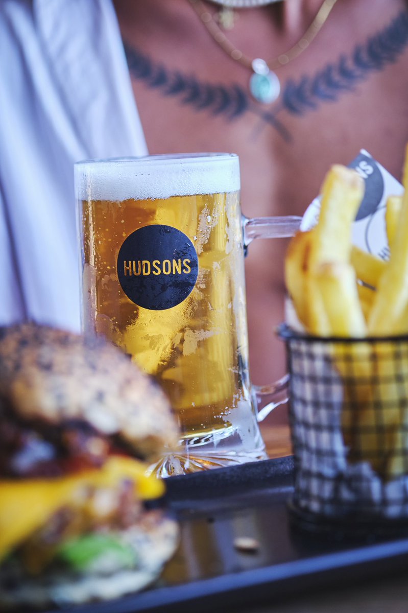 The Weekend Vibes 🍺🍔🍻🎉

Kick it off with our HAPPY HOUR🍻 - Discounted prices on selected draught beers, cocktails, wine by the glass and appetisers 4:30pm - 6:30pm, Monday to Friday. 

Ts &amp; Cs Apply