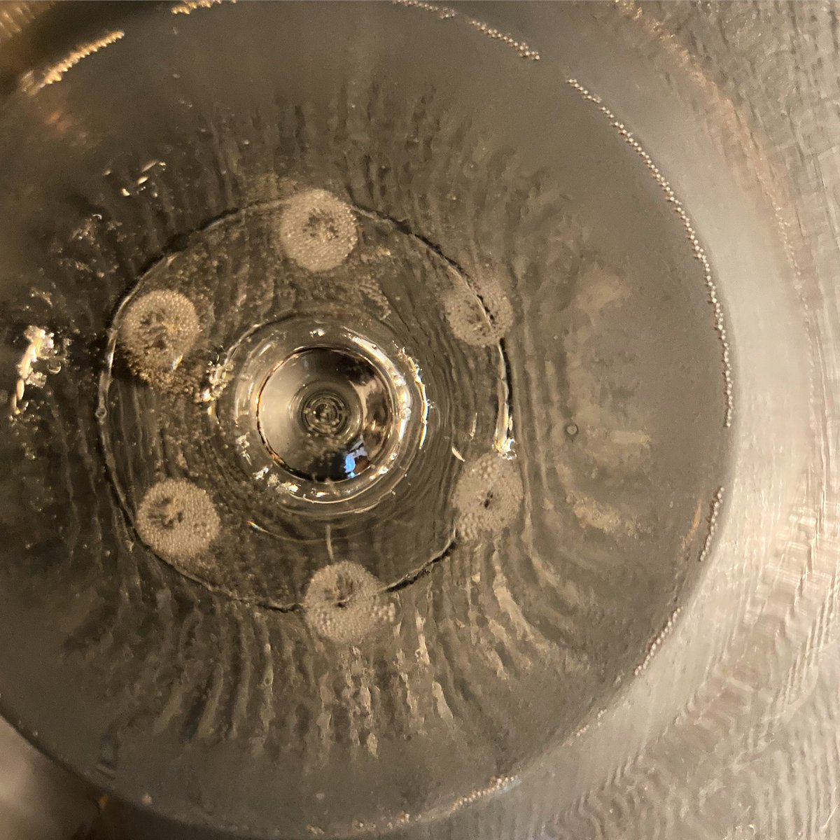 CalMarquesrest's tweet photo. 🥂Per nosaltres fer un àpat amb escumós sempre és un moment de felicitat 🥰
📌 És per això, que al nostre #celler hi tenim molta varietat! #corpinnat #concadelriuanoia #clàssicpenedès #docava #ancestrals #champagne
https://t.co/Gy29d8axlL