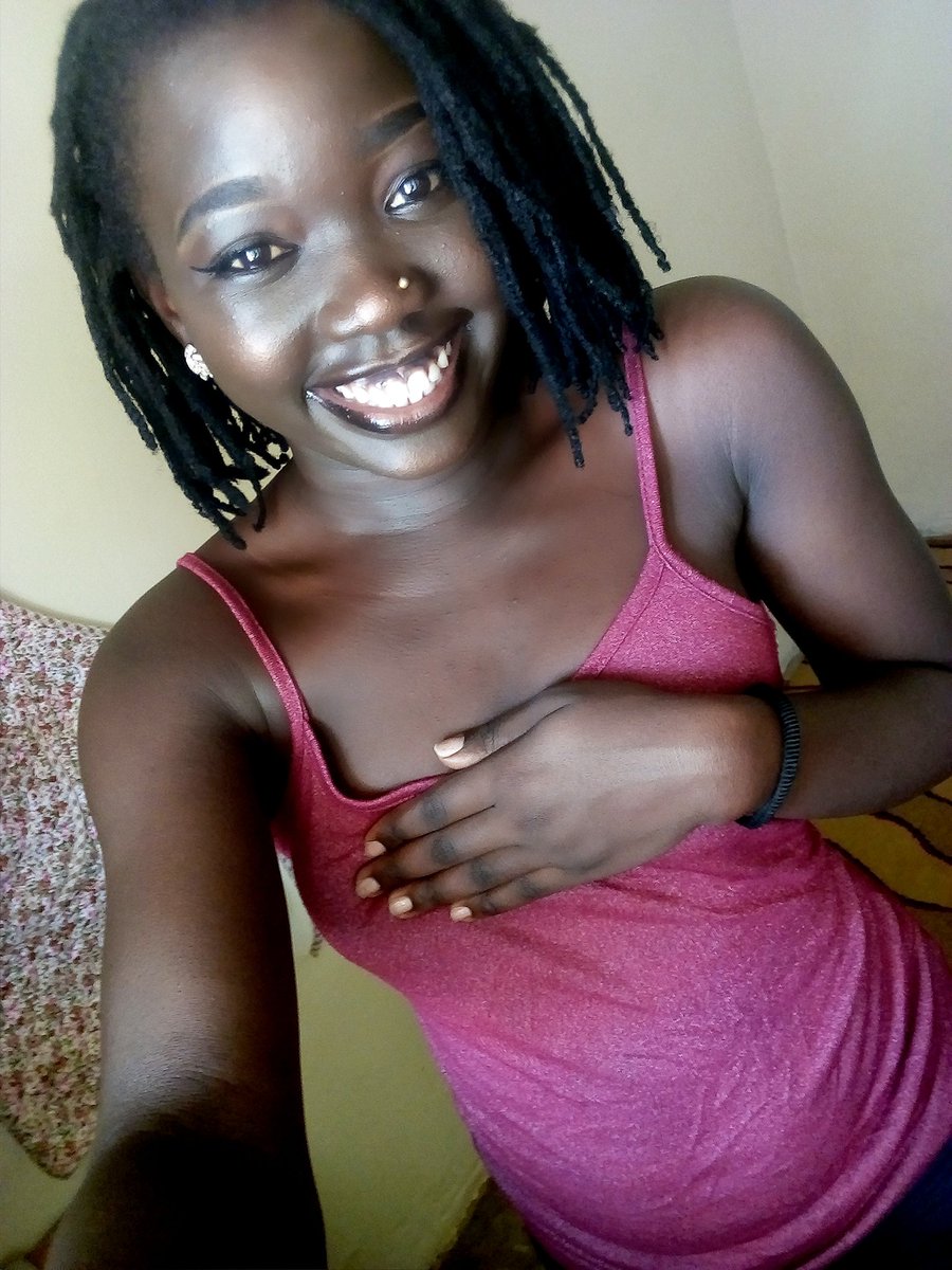 Smile yiyo naye sijakulaga😊