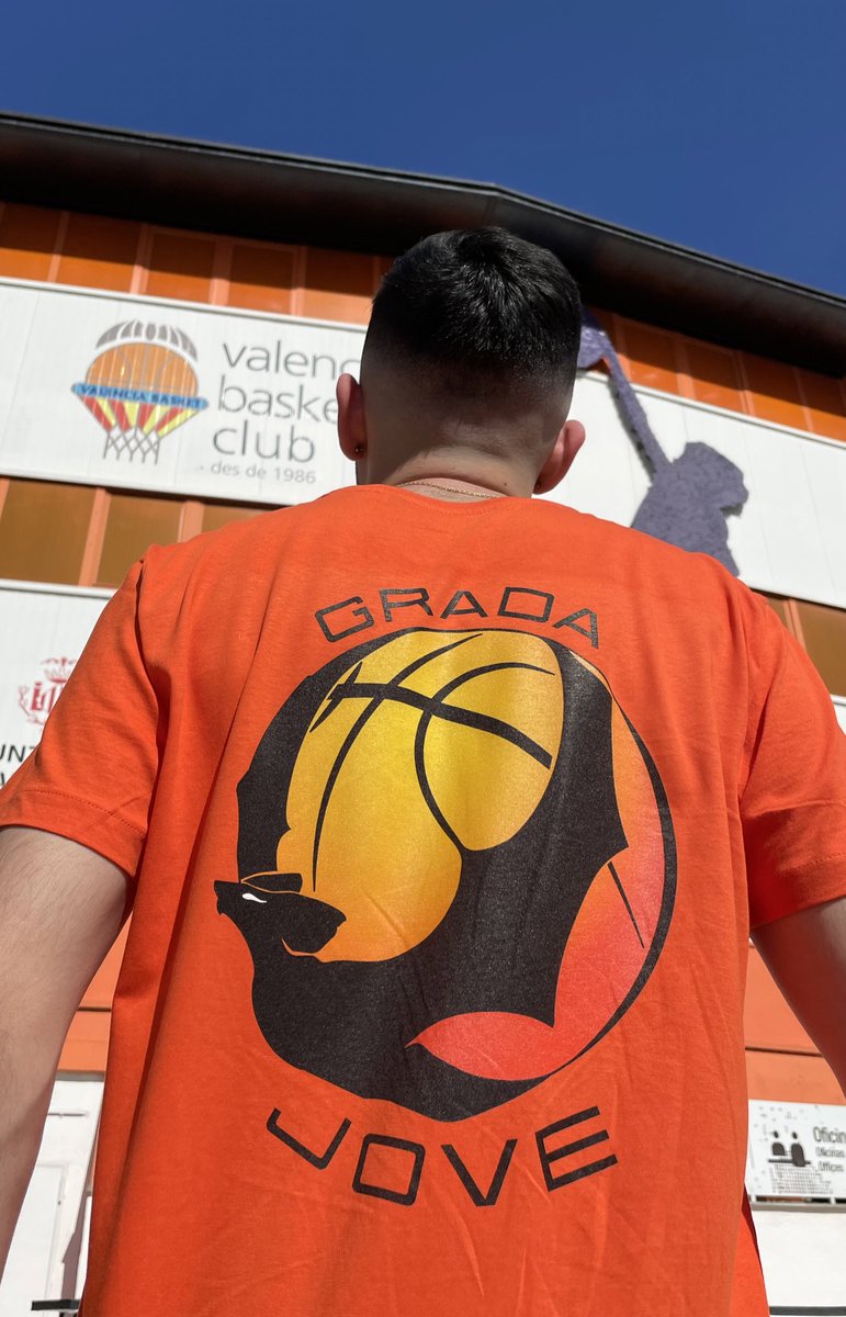 gradajovevbc's tweet photo. Todos luciendo locura… 🔜🤫

TIC TAC, TIC TAC… ⏳ https://t.co/ePUEXQabo3