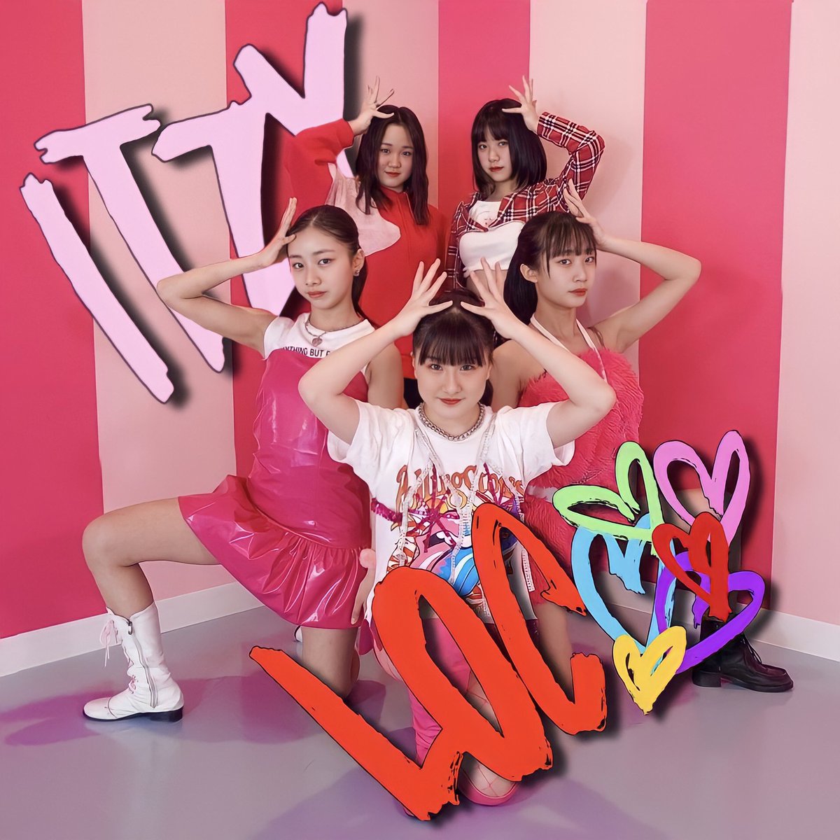 Tochi_Otome_'s tweet photo. 【DWICE🆕MOVIE🎥✨】
#ITZY👑完コピユニット《#DITZY》の新しい動画が完成しました☺️
高評価❤️とチャンネル登録をよろしくお願いします😊🙏
https://t.co/UwAalKLtpb
🎶#LOCO / ITZY @itzyofficial_jp @itzy.all.in.us
#DTDS #jyp #itzyloco #있지 #dance #完コピ
#loco踊ってみた #locodance https://t.co/c5hYFxmYUM