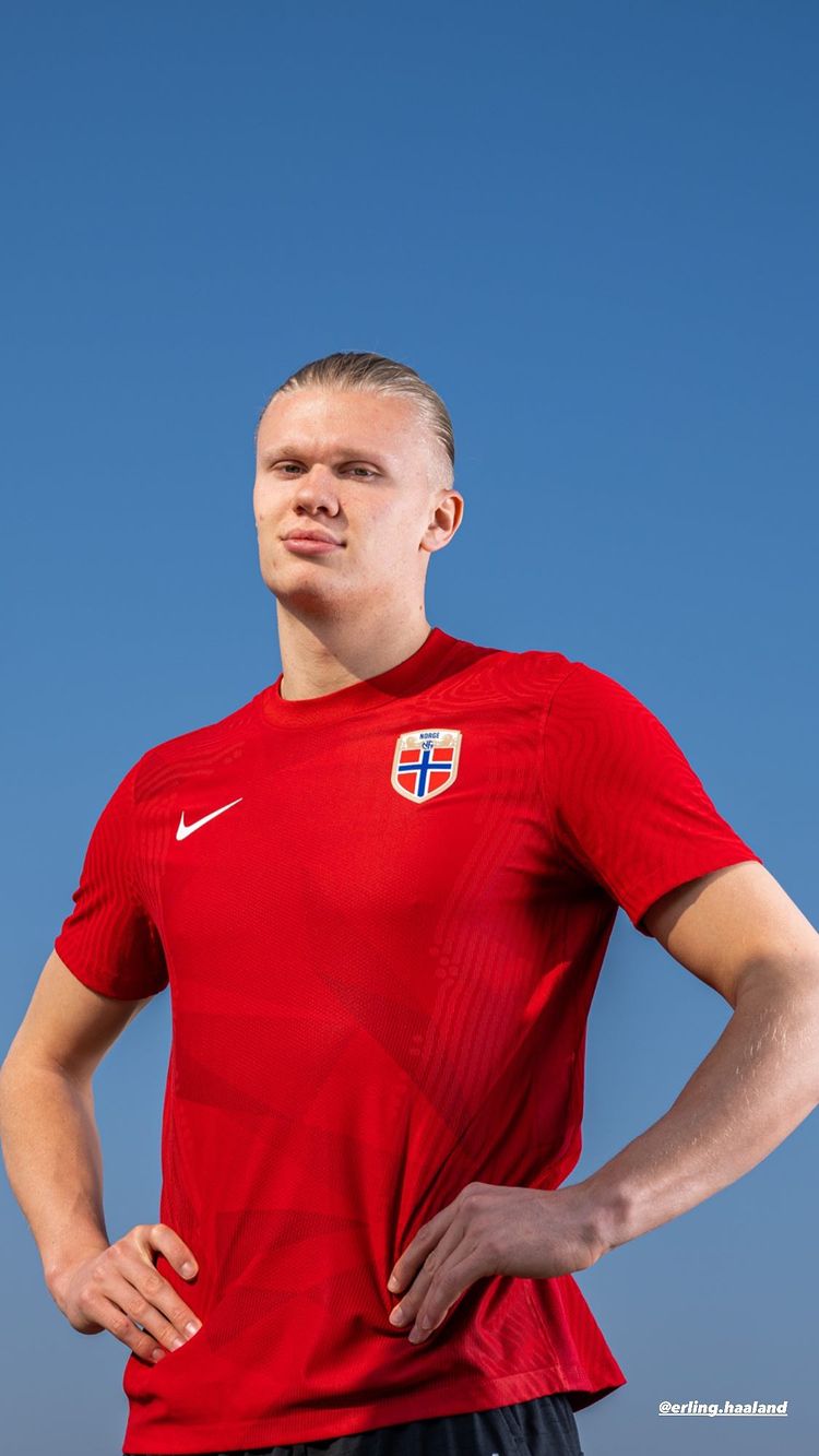  Erling Haaland Noruega Camiseta de entrenamiento deportivo  (rojo) : Ropa, Zapatos y Joyería