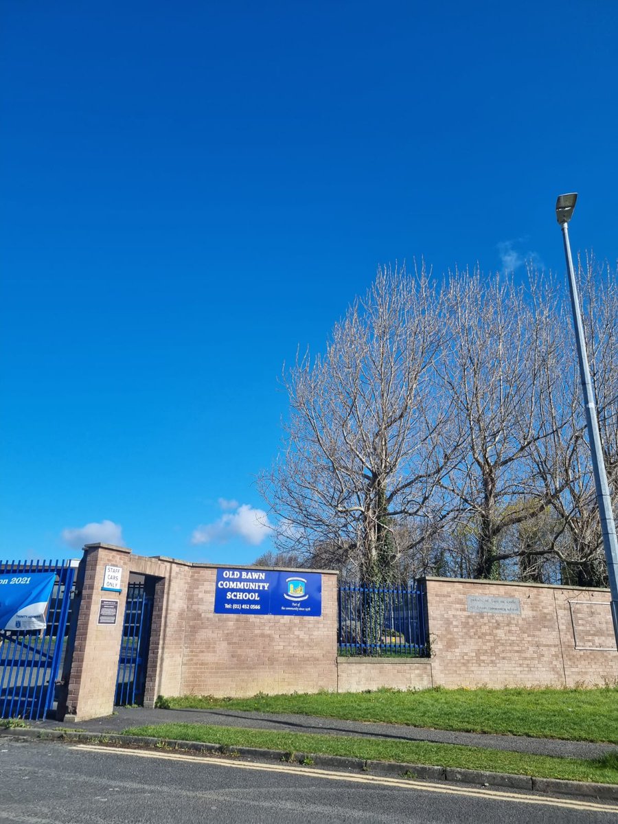 What a wonderful day for our Amber flag walk 💫 Students walked 3km this afternoon and raised money for <a href="/PietaHouse/">Pieta</a>. A nice way to end the term 🐣 <a href="/_ShannonPower/">Shannon Power</a> <a href="/msecliffe12/">Emily Cliffe</a> #Amberflag #PositiveMentalHealth