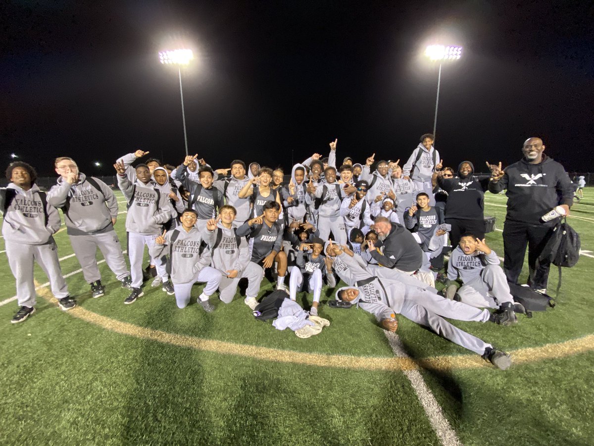 falconsathletix's tweet photo. Super proud of these guys! These guys are learning to compete & learning that sometimes the race doesnβt always go your way but find a way to battle.1st place for 7th and 8th grade! 1st time in FMS History in track! #riseup @FrasierFirst #championshiphabits #wranglerspeedπππ₯π₯ https://t.co/MFR7WgX34H