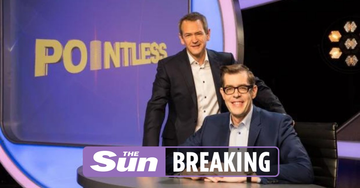 TheSun's tweet photo. Richard Osman QUITS Pointless after 13 years https://t.co/lFKRYeXtqN https://t.co/3IVTUhr7gc