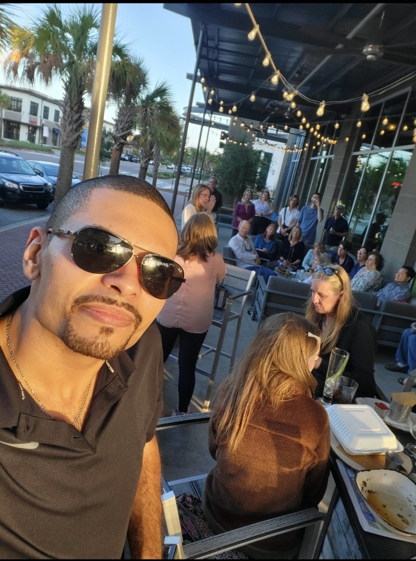 TonySimsRN's tweet photo. Attended drinking liberally Summerville and Daniel Island chapter last night. Got a chance to meet Dr Andrews dem candidate for house. We understand the importance of this election up and down the ballot . #Berkeleystrong #Flip4 https://t.co/egk0VPzGNk
