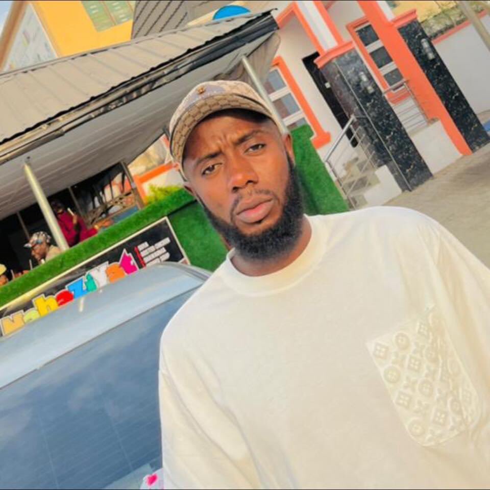 dirisu_isah's tweet photo. Saying what is in your mind will never ruin a genuine connection✊🏾 https://t.co/nrSUsky0JE