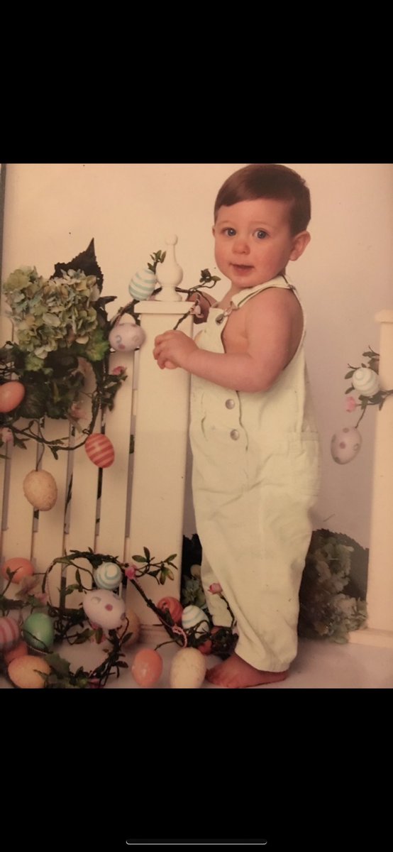 loganbenjack's tweet photo. Happy 17th Birthday, Jackers🎊🎂🎁🎈Dad and I are so proud of the young man that you are becoming…♥️ You are loved beyond measure🥰❤️😘 https://t.co/e7tkzyuNzL