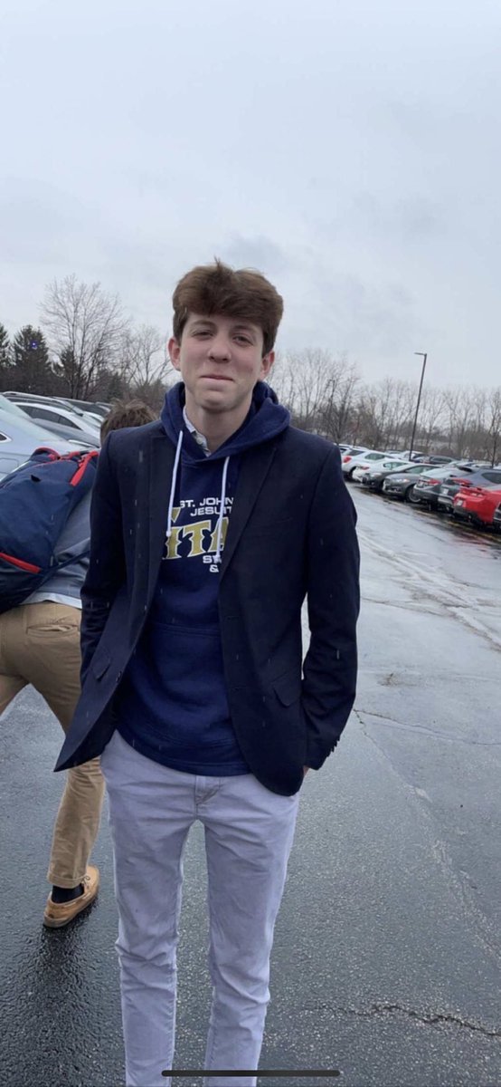 loganbenjack's tweet photo. Happy 17th Birthday, Jackers🎊🎂🎁🎈Dad and I are so proud of the young man that you are becoming…♥️ You are loved beyond measure🥰❤️😘 https://t.co/e7tkzyuNzL