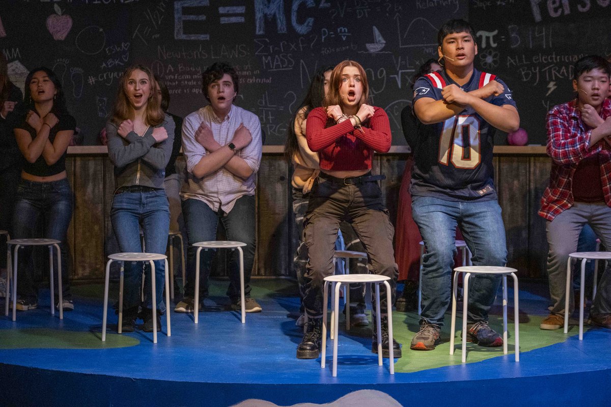 missporters's tweet photo. Theory of Relativity presented in collaboration with Avon Old Farms @avonoldfarms! #MissPortersSchool #WinterMusical #Farmington #Theater #Arts #Musical https://t.co/BPiPGs8wLb