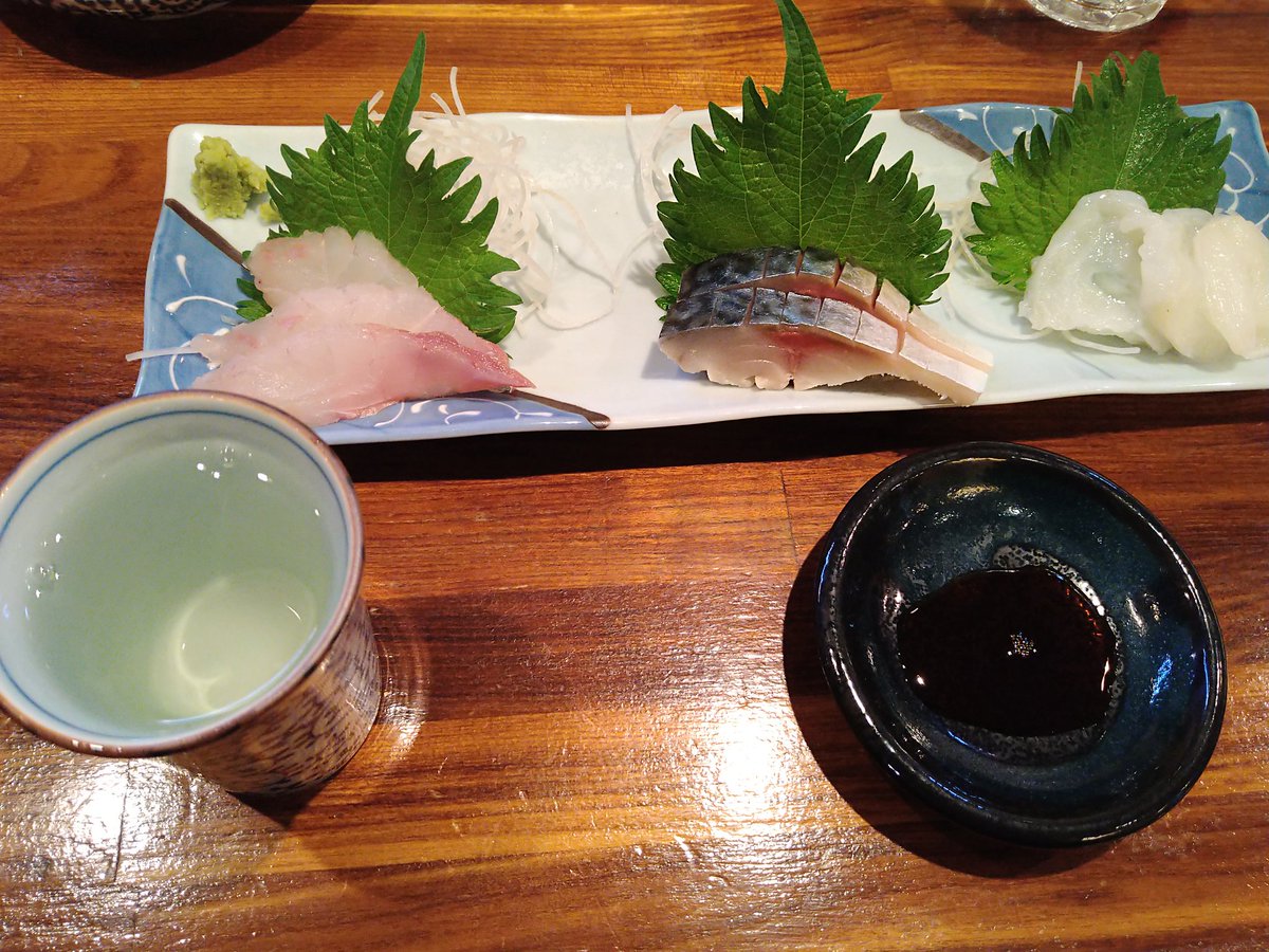rngUzha7GNmMsyV's tweet photo. 今日も #壱弐参横丁
#watabe ほんと美味しい(*^^*)
酒の種類も食べ物も店の方も
すき家( ^ω^) https://t.co/TLZfWtrYer