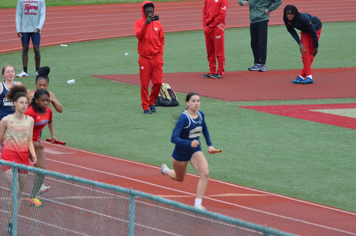 FRTrackField's tweet photo. Star performers from Wed. meet vs PH &amp; McK:
Girls
Bronze -Allie Boyle for helping to get points in the 4x1 then sprinting up a mountain to win the shot.
Silver- Sophia Yaniga bringing the team 21 points.
Gold - Sierra Todero with an impressive 31 points both on the track &amp; field. https://t.co/EVJMEdl4AK