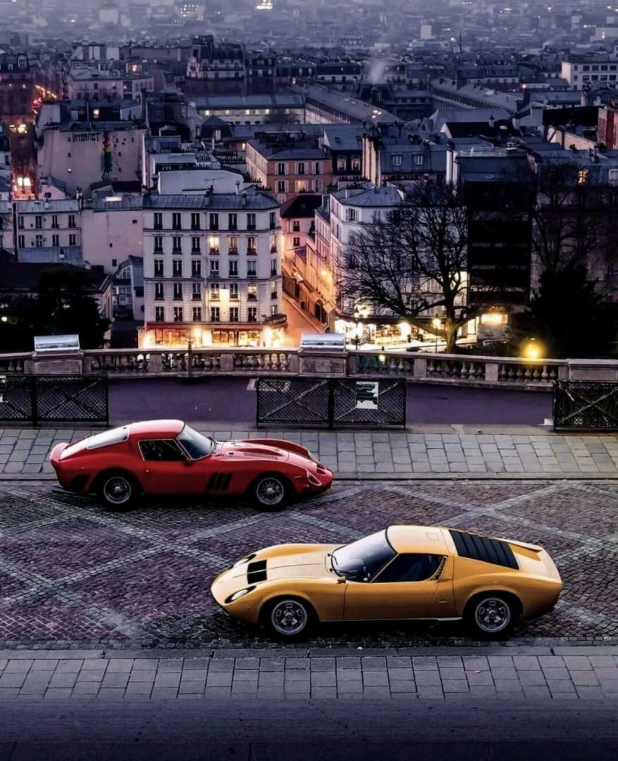 alfamale87's tweet photo. Two Italian motoring icons, but which one would you choose? https://t.co/bDEj3S6uIf