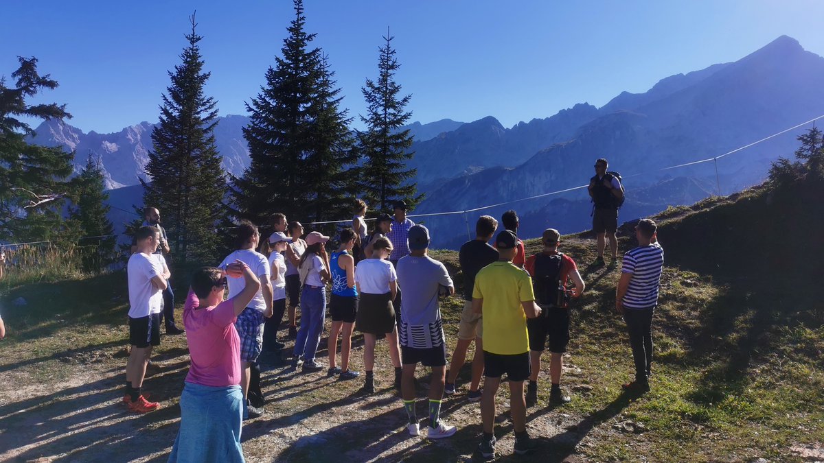 FoxInsights's tweet photo. As our company is growing, we're looking for a Lead Frontend Engineer to guide our 🦊 developers.
Join an international team building IoT products with @reactjs and @typescript in Munich - apply here: https://t.co/IpcKtzhjQh https://t.co/0UBp3oizaG