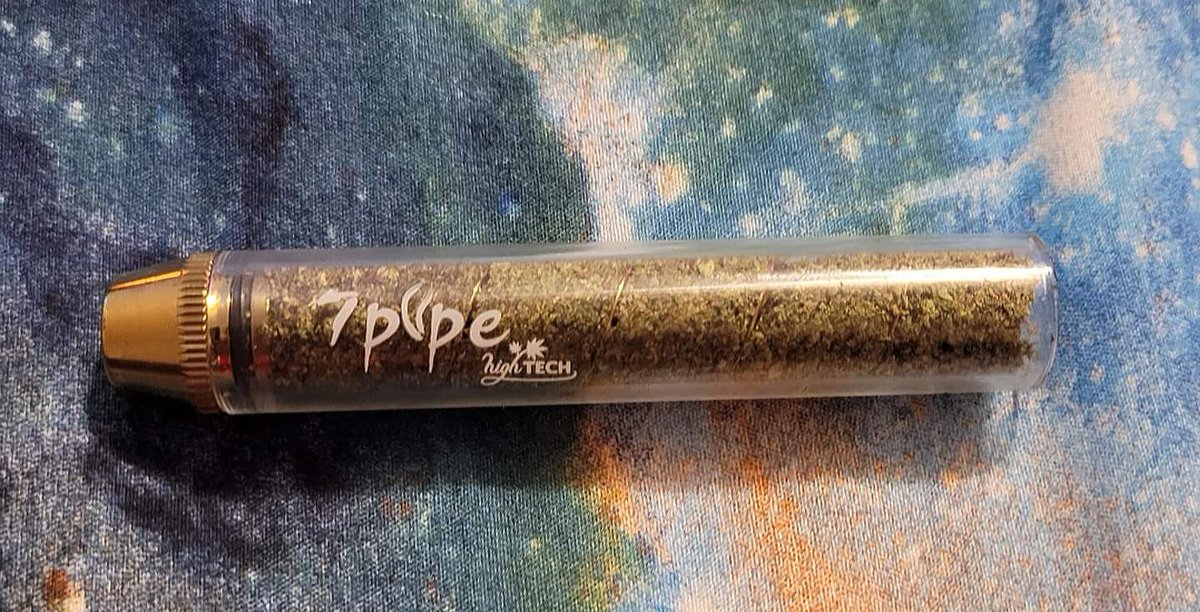 LongHaired_One's tweet photo. #WakeAndBake #Blunt #7Pipe #SmokinJs #High #Frhighday #420Life #TwistyGlassBlunt 🌬 https://t.co/KqkwKxLUK2