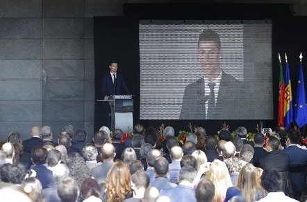 ThisisChazendra's tweet photo. My president, a born leader 🎖️

#ElCommandante #CR7𓃵 https://t.co/p7WuDOByZk