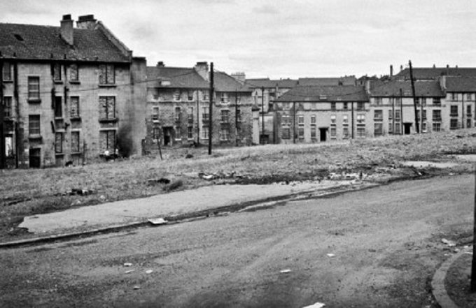 oakroyd's tweet photo. Some old pics of Blackhill. Images from Alex Glass, Gordon Rule, Alan Knight, Mirror Group. #Glasgow @claudiamclean22 https://t.co/6WqaAlEFyI